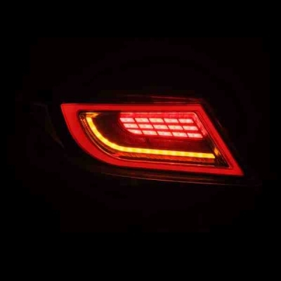 ZD8 BRZ LUXX シリーズ LED テールライト レッド | Autostyle