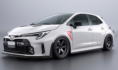 GR カローラ RZ BLACK LABEL フロントフェンダーガーニッシュ FRP 素地
