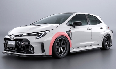 GR カローラ RZ BLACK LABEL フロントフェンダーアーチ FRP 素地