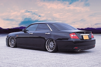 Y34 CEDRIC MODE PARFUME トランクスポイラー (3分割) | Autostyle