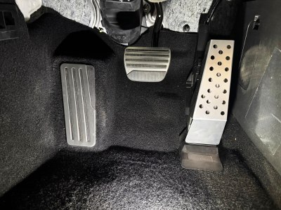 RZ34 フェアレディZ アクセルペダルかさ上げブラケット | Autostyle
