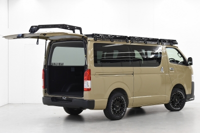 200系 ハイエース 標準ボディ ハードカーゴ ラダー(リアウイング装着車 