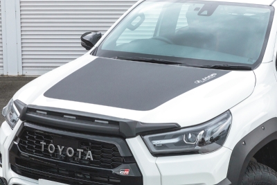 125系 ハイラックス JAOS ボンネットプロテクター | Autostyle