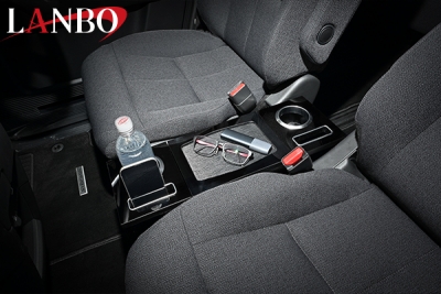 汎用 LANBO センターコンソールボックス ピアノブラック | Autostyle