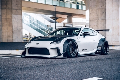 ZD8 BRZ / ZN8 GR86 ワークスコンプリートボディキット with
