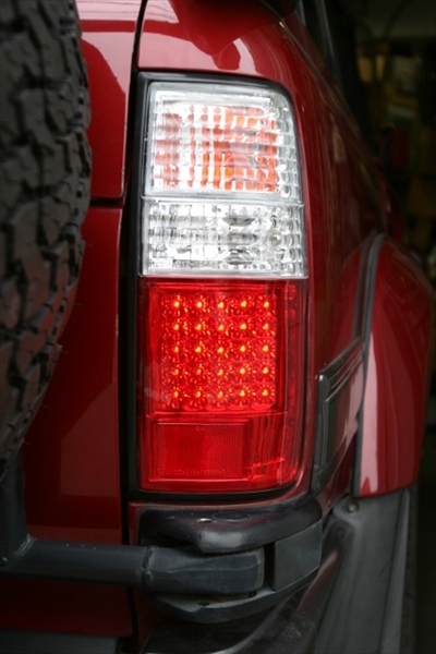 ランドクルーザー 80系 LEDレッド・クリスタルテール | Autostyle