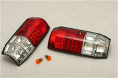 ランドクルーザー 70系 LED テールランプ 12V仕様4ドア車用 | Autostyle