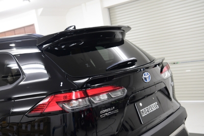 カローラクロス リアゲートスポイラー大 未塗装品 | Autostyle