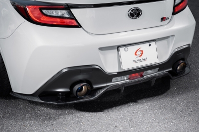 GR86 ZN8 SILKBLAZE SPORTS マフラーカッター リアルカーボン | Autostyle