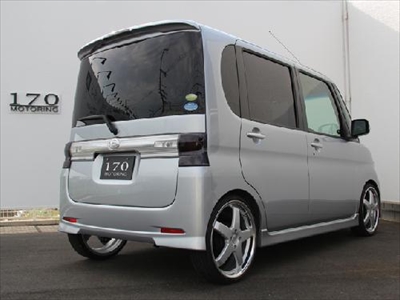 タントカスタム L375S テールランプカバー スモーク | Autostyle
