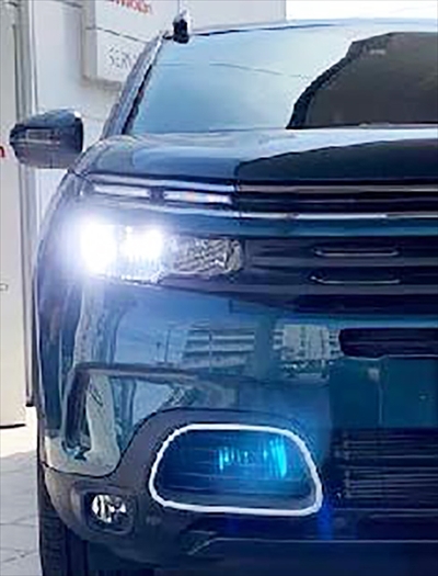 シトロエン C5 エアクロス用 LEDヘッドライトキット | Autostyle