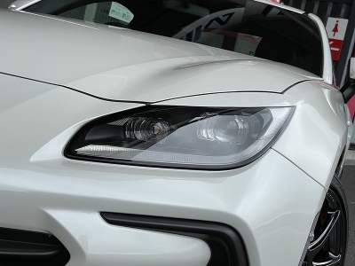 ZD8 BRZ アイライン メーカー塗装品 ＜K1X＞クリスタルホワイトパール