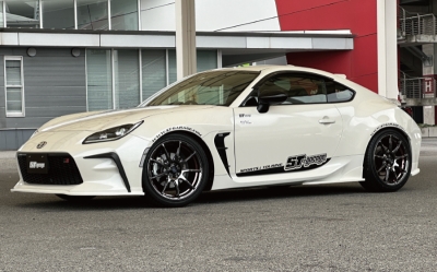 納期未定｣ ZN8 GR86 フェンダー ベント ガーニッシュ | Autostyle