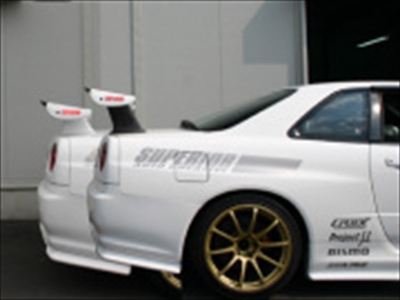 納期3ヵ月前後｣ スカイライン GT-R BNR34 カーボンハイポジション