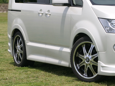 デリカ D:5 ローデスト モディファイド オーバーフェンダー | Autostyle