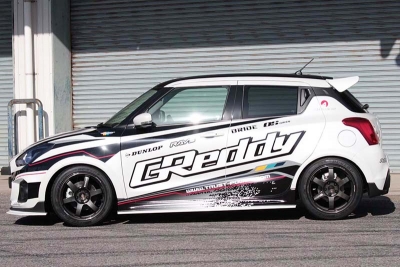 ZC33S スイフトスポーツ GReddy エアロキット スマートフェンダー