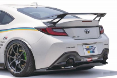 ZD8 BRZ リアウイング サイドマウント ウェットカーボン | Autostyle