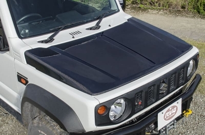 JB74W ジムニーシエラ カーボン スラッシュボンネット 未塗装品