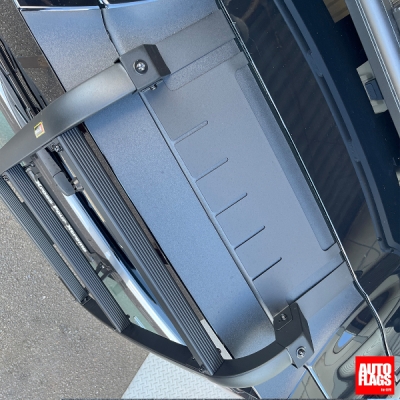 デリカミニ BUSTERS リアラダー トゥキックプロテクション付き | Autostyle
